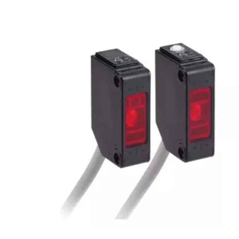 Schneider Electric 15m Thru Beam Photoelectric Sensor, XUM2ANCNL2