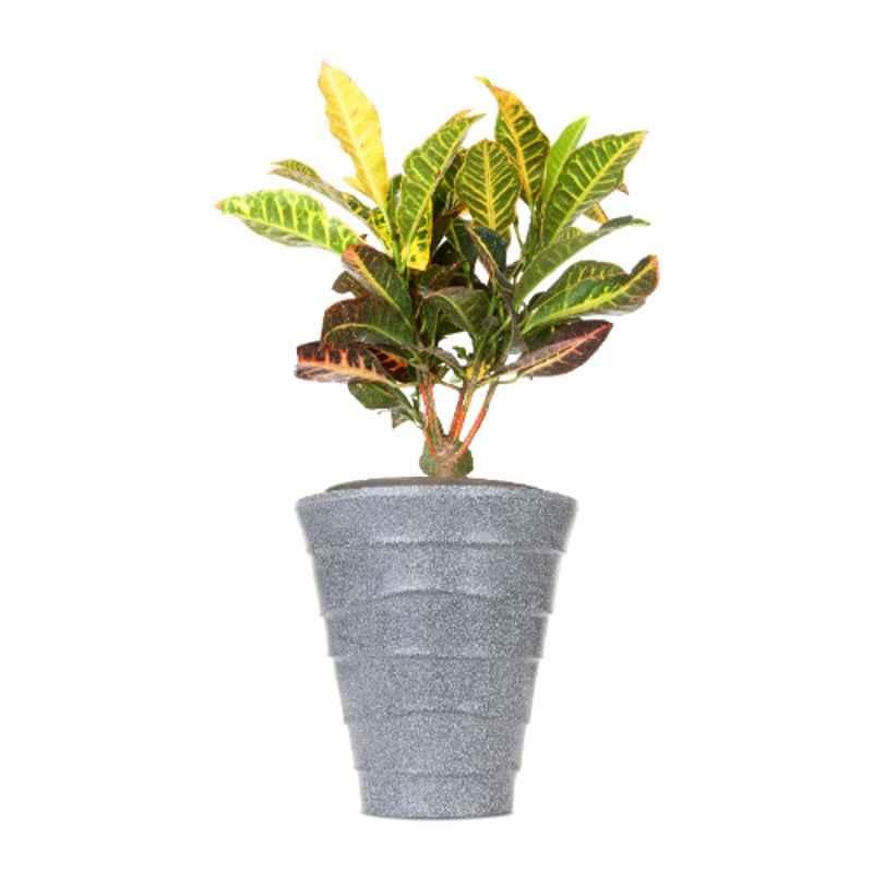 Blume Colosseum 14 inch Light Grey Stone Plastic Flower Pot