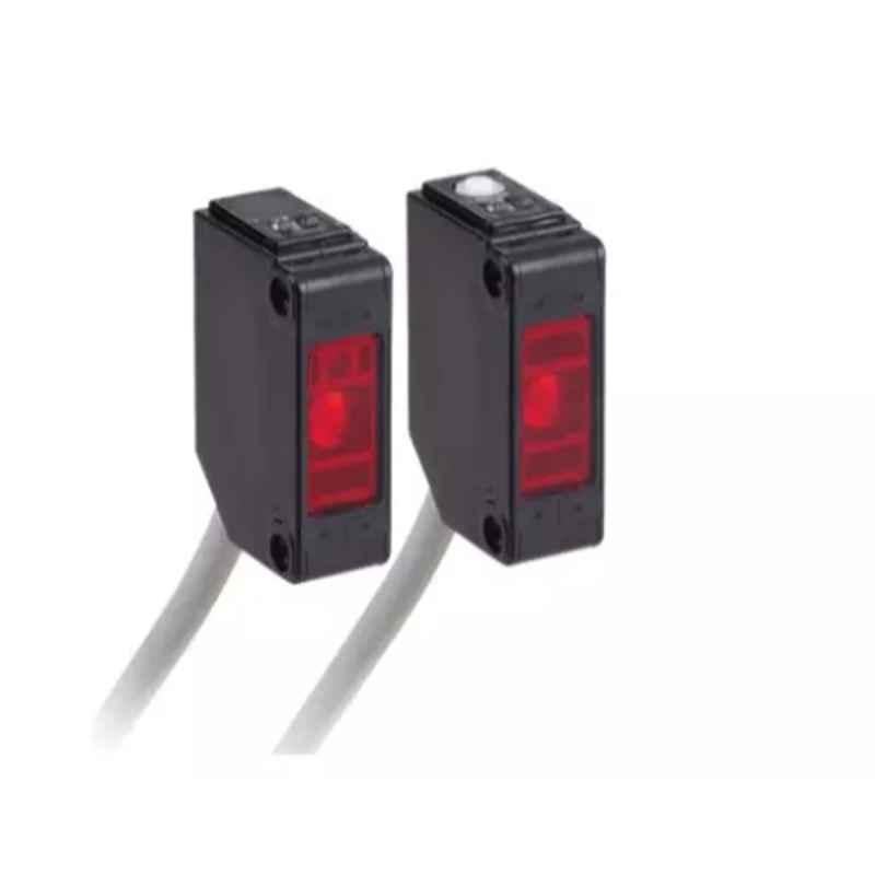 Schneider Electric 15m Thru Beam Photoelectric Sensor, XUM2APCNL2