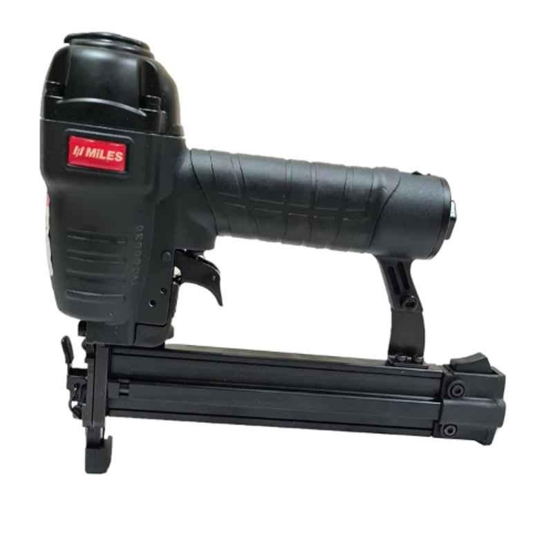Kangaro Miles MB 18-32 Pneumatic Brad Nailer (xxlarge, Black)